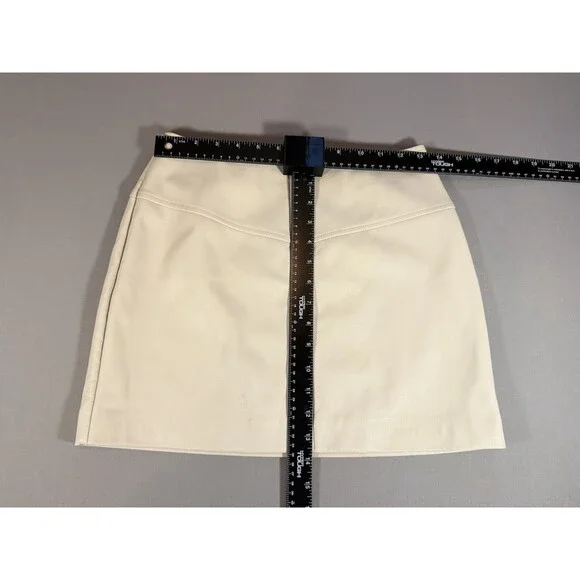 ASTR The Label Ecru Faux Leather Mini Skirt Small Zip Back - Picture 8 of 12